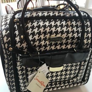 Samantha Brown Houndstooth Underseater (Luggage)